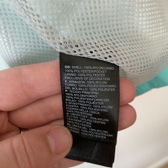 Girl’s Size Medium Turquoise North Face Dryvent Raincoat - Picture 6 of 8